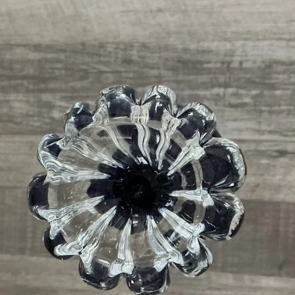 Vintage cobalt blue art glass bud vase featuring a hand-blown trumpet design
